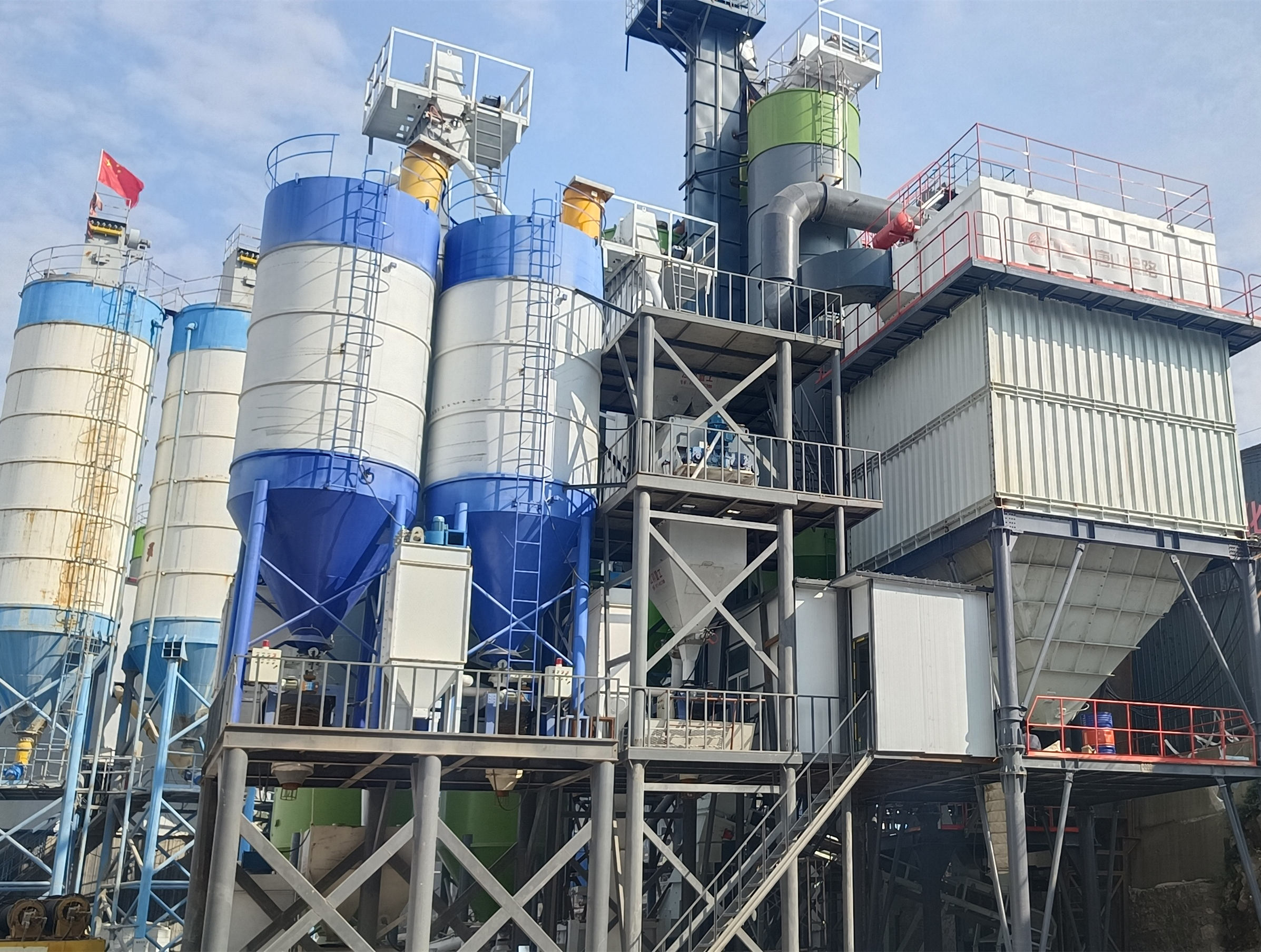 機制砂成建筑用砂主要來源，唐山金路制砂樓提供高標準機制砂生產(chǎn)設(shè)備